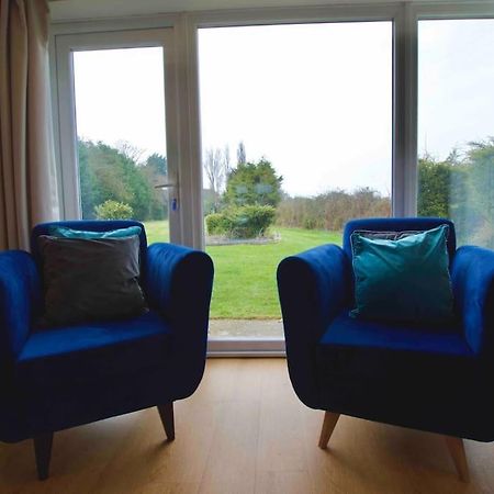 Spacious 5 Bed In The Countryside, Close To Frinton-On-Sea Kirby Cross Exterior photo