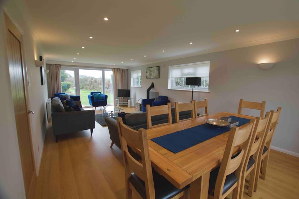 Spacious 5 Bed In The Countryside, Close To Frinton-On-Sea Kirby Cross Exterior photo