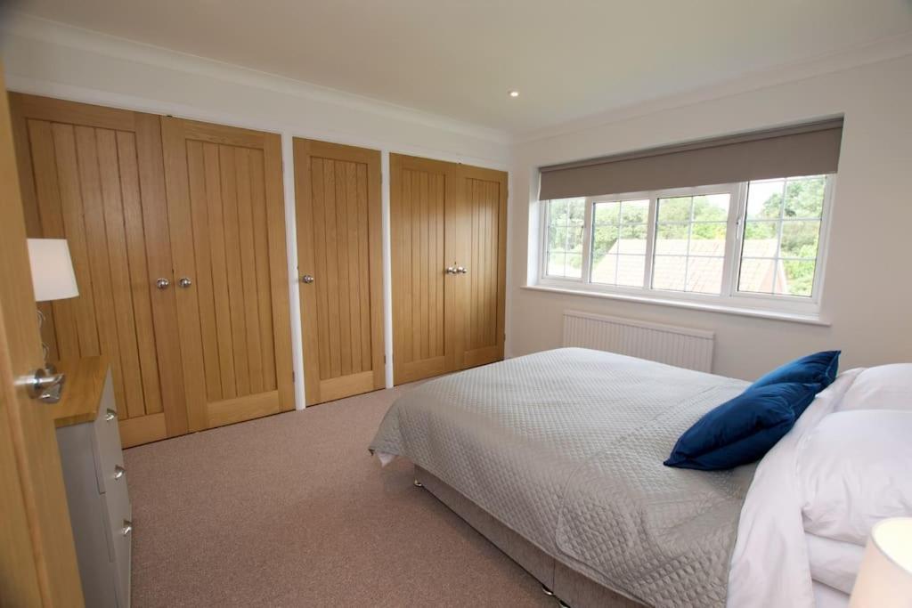 Spacious 5 Bed In The Countryside, Close To Frinton-On-Sea Kirby Cross Exterior photo